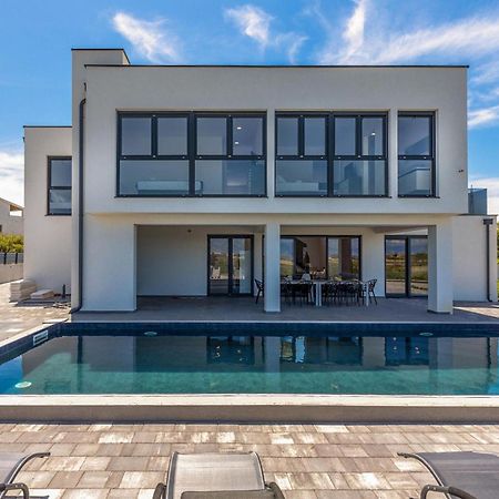 Villa Nin Εξωτερικό φωτογραφία